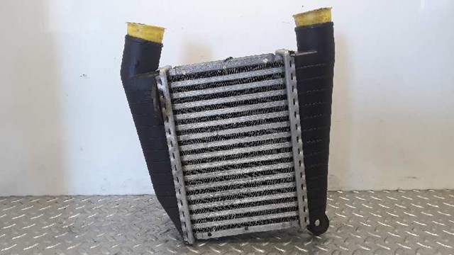 Chłodnica intercoolera 90448464 OPEL
