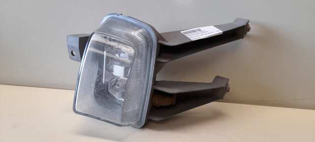 Lampa przeciwmgielna lewa 90451207 OPEL