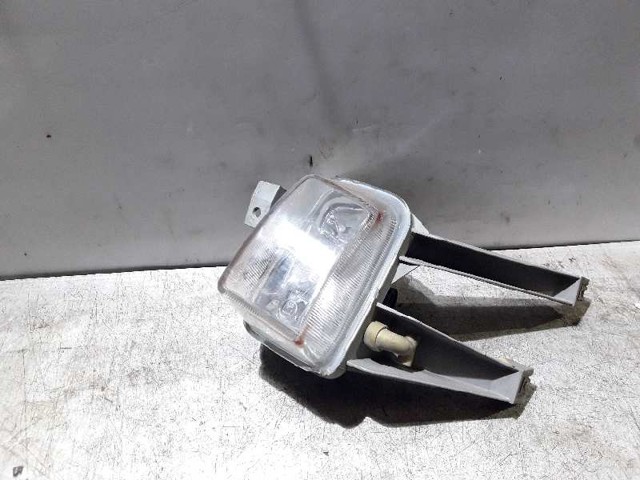 Lampa przeciwmgielna lewa 90451207 OPEL