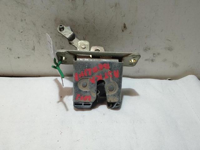 Zamek klapy bagażnika (3/5 drzwi tylnych) 90457255 OPEL