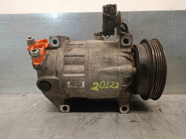 Sprężarka klimatyzacji 90457635 OPEL