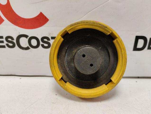 Pokrywa (korek) zbiornika wyrównawczego 90467473 OPEL