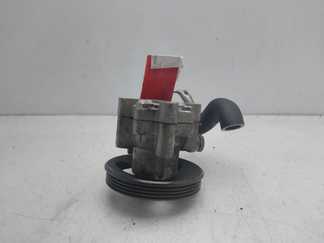 Pompa wspomagania hydraulicznego kierownicy 90468384 OPEL