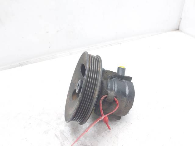 Pompa wspomagania hydraulicznego kierownicy 90468384 OPEL
