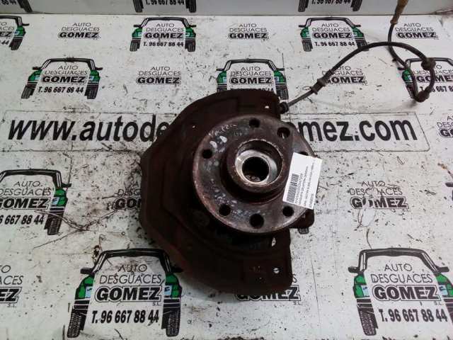 Czop (zwrotnica) przedni prawy 90468578 OPEL