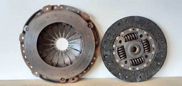 Docisk sprzęgła 90470884 OPEL