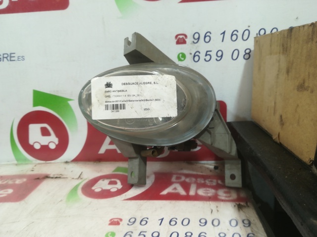 Kupić Lampa przeciwmgielna lewa Opel Tigra  S93 w dobrej cenie
