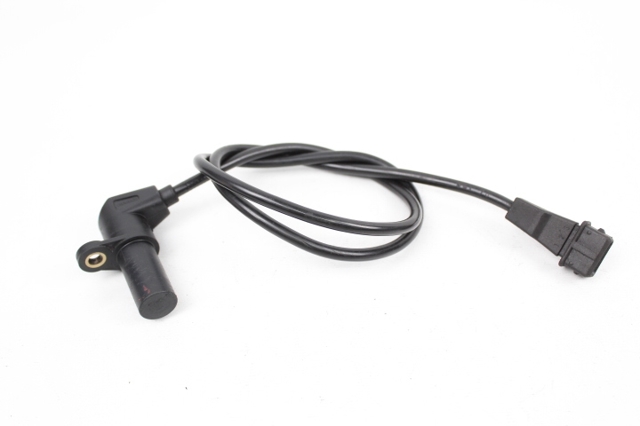 Czujnik położenia wału korbowego 90483739 OPEL