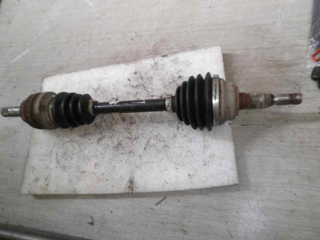 Półoś napędowa przednia prawa 90486687 OPEL