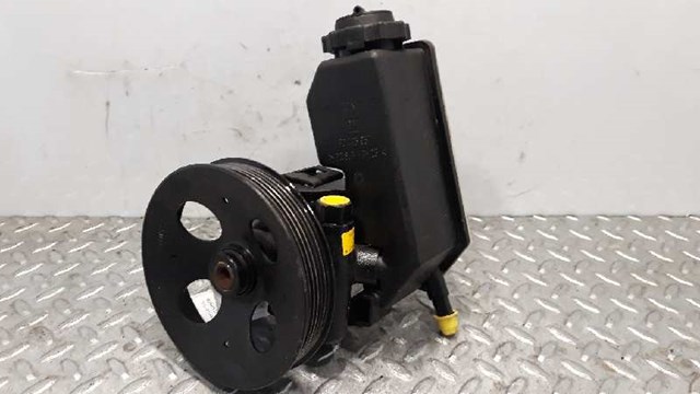 Pompa wspomagania hydraulicznego kierownicy 90495957 OPEL