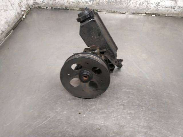 Pompa wspomagania hydraulicznego kierownicy 90495960 OPEL