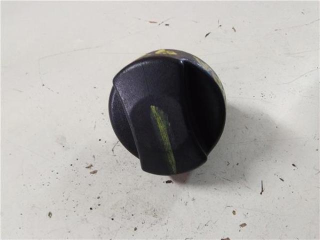 Korek wlewu paliwa 90501145 OPEL