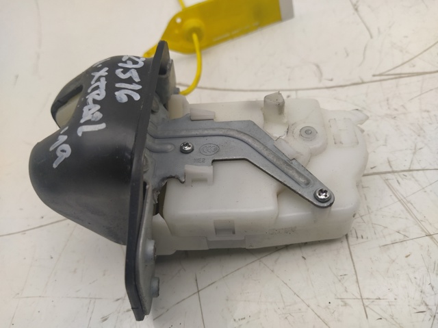 Zamek klapy bagażnika (3/5 drzwi tylnych) Nissan Murano Z51