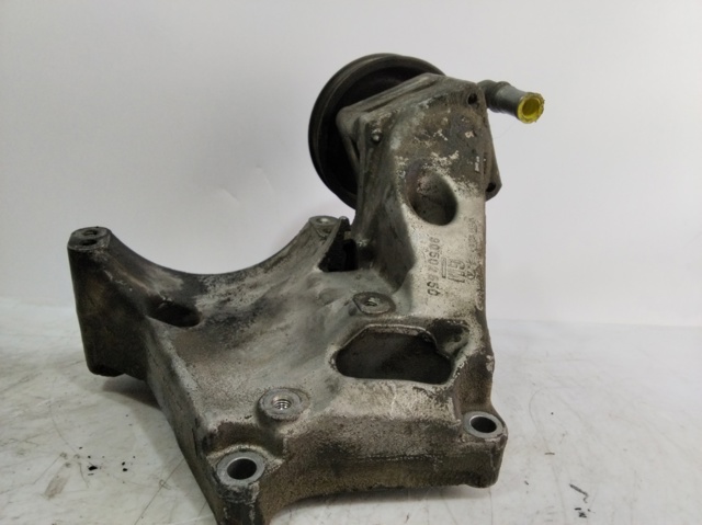 Pompa wspomagania hydraulicznego kierownicy 90502551 OPEL