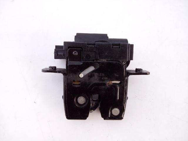 90502AV70B Nissan/Infiniti
