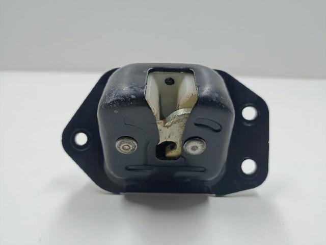 Zamek klapy bagażnika (3/5 drzwi tylnych) 90502EN00A NISSAN