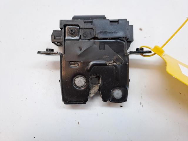90502EY10D Nissan/Infiniti