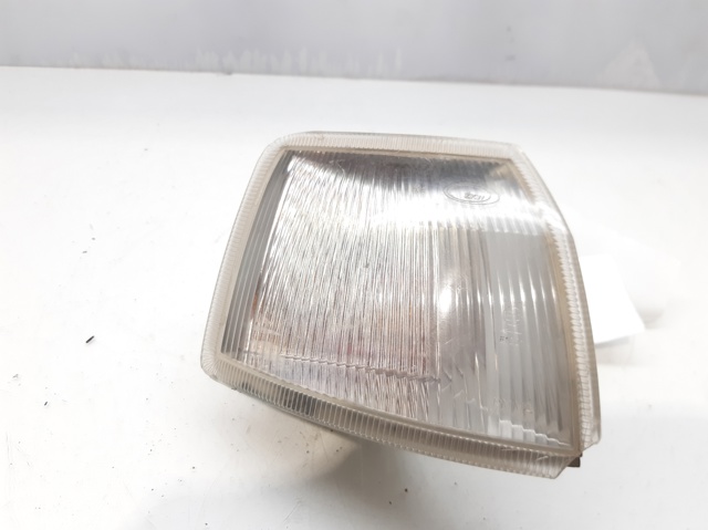 Kierunkowskaz prawy 90503762 OPEL