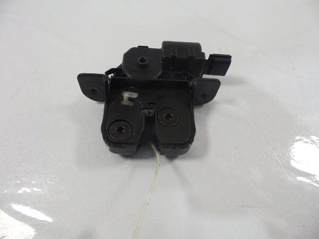 Zamek klapy bagażnika (3/5 drzwi tylnych) 905039004R RENAULT