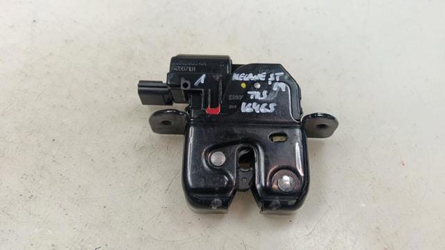 Zamek klapy bagażnika (3/5 drzwi tylnych) 905039004R RENAULT
