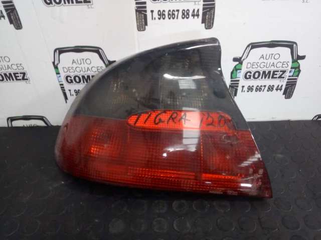 Lampa zespolona tylna lewa 90510529 OPEL