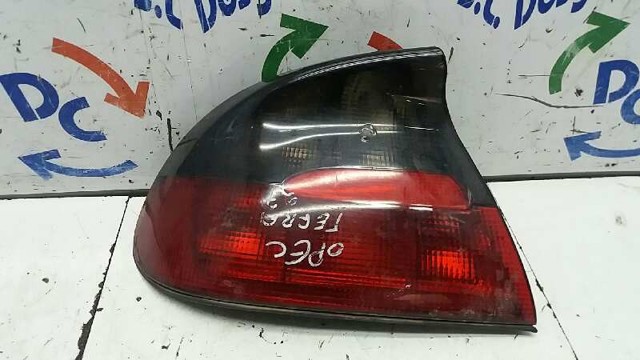 Lampa zespolona tylna lewa 90510529 OPEL
