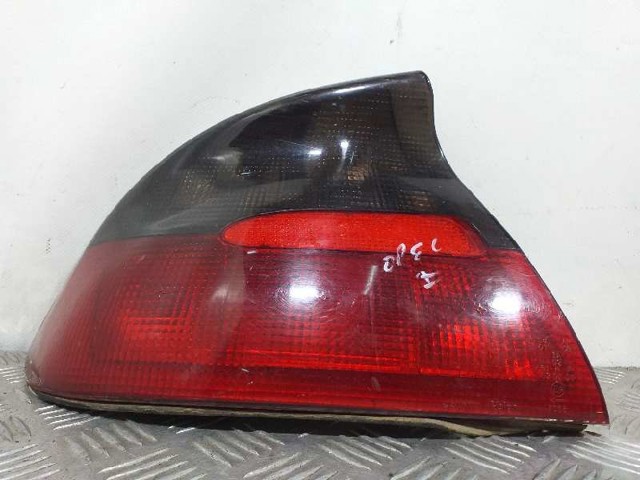 Lampa zespolona tylna lewa 90510529 OPEL