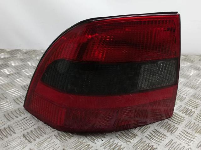 Lampa zespolona tylna lewa 90512715 OPEL
