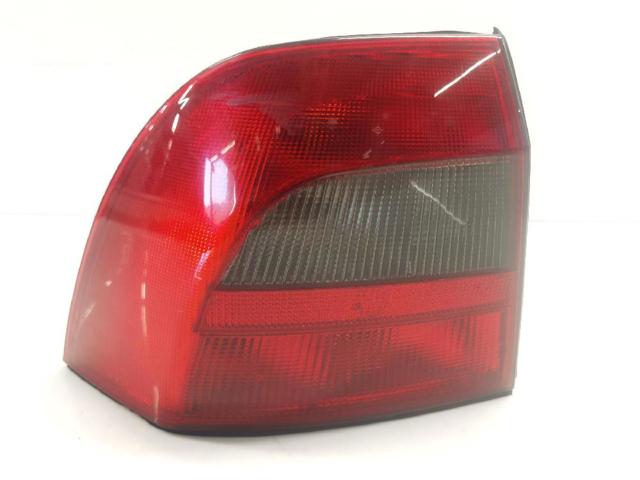 Lampa zespolona tylna lewa 90512715 OPEL