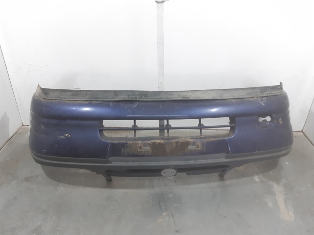 Zderzak przedni 90512950 OPEL
