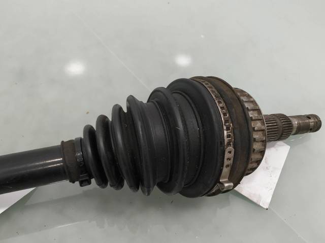 Półoś napędowa przednia lewa 90512983 OPEL