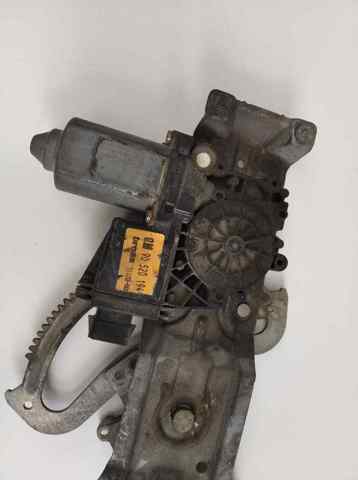 Mechanizm podnoszenia szyby drzwi przednich prawych 90520194 OPEL