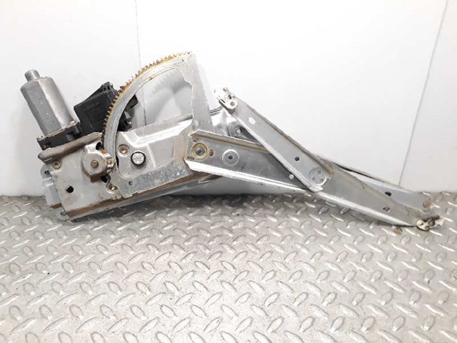 Mechanizm podnoszenia szyby drzwi przednich prawych 90520228 OPEL