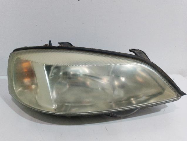Reflektor prawy 90520878RH OPEL