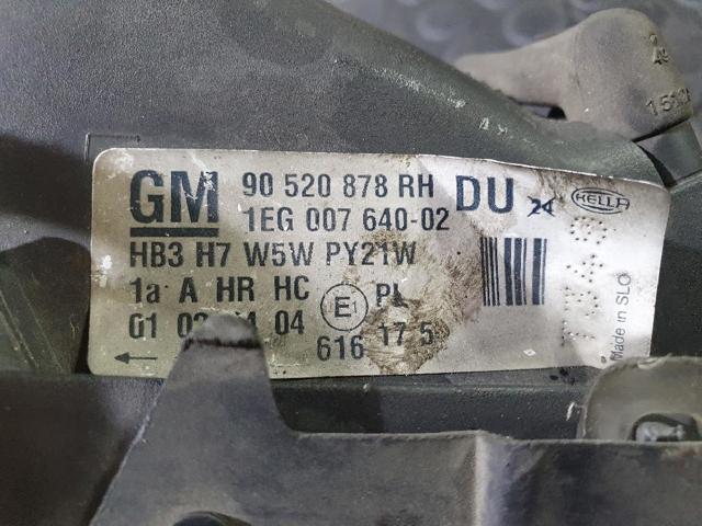 Reflektor prawy 90520878RH OPEL