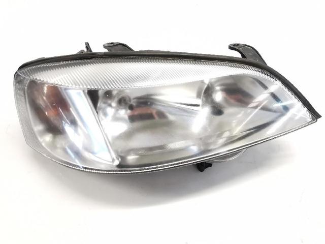 Reflektor prawy 90520878RH OPEL