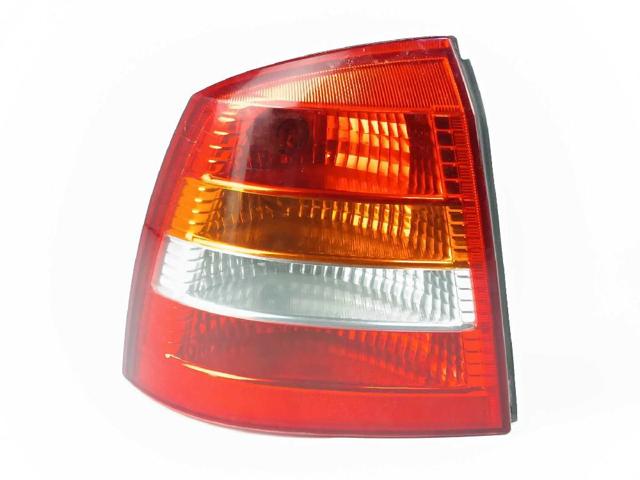Lampa zespolona tylna lewa 90521542 OPEL