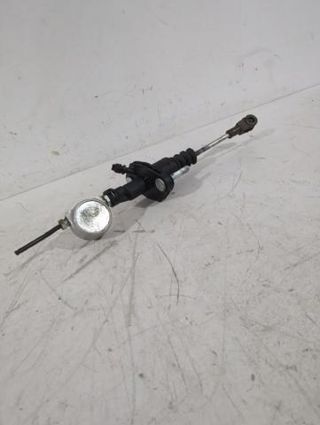 Cylinder sprzęgła główny 90523769 OPEL