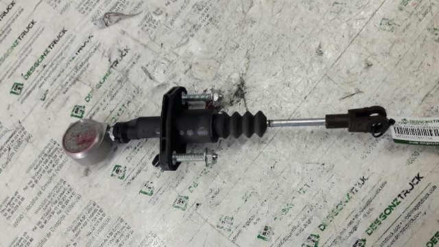 Cylinder sprzęgła główny 90523769 OPEL