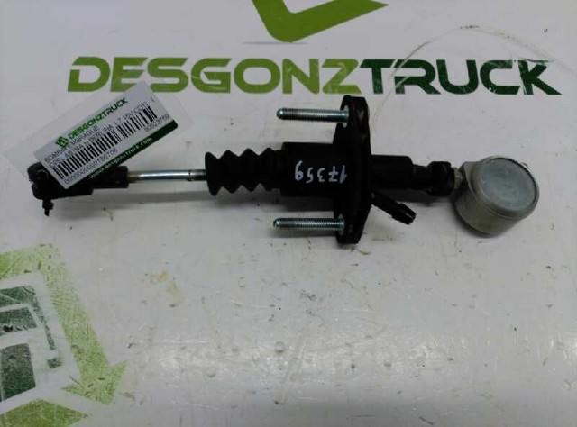Cylinder sprzęgła główny 90523769 OPEL