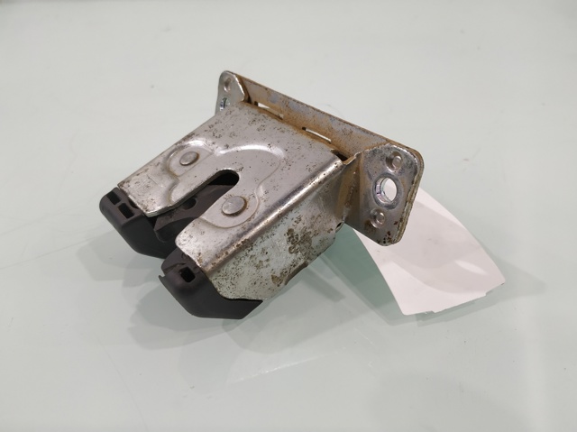 Zamek klapy bagażnika (3/5 drzwi tylnych) 90534769 OPEL