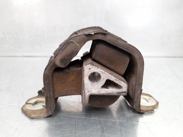 Poduszka (podpora) silnika tylna 90538063 OPEL