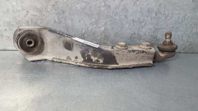 Wahacz zawieszenia przedniego dolny lewy 90542572 OPEL