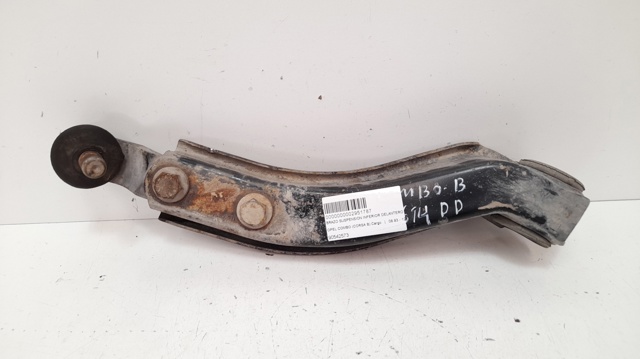 Wahacz zawieszenia przedniego dolny prawy 90542573 OPEL