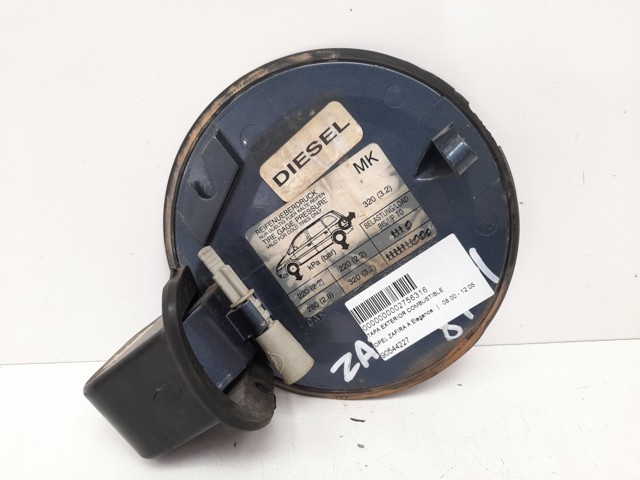 Klapka wlewu paliwa Opel Zafira F75