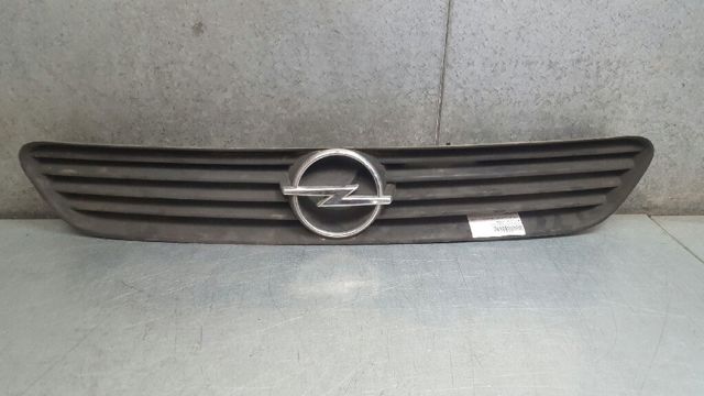 Atrapa chłodnicy 90547393 OPEL