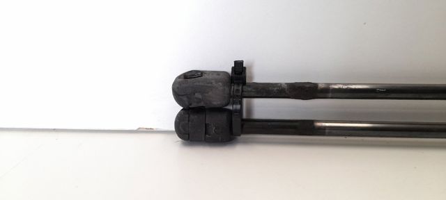 Amortyzator klapy bagażnika (3/5 drzwi-tylnych) 90559245 OPEL