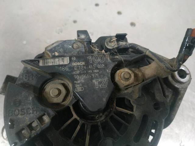 Alternator 90561971 OPEL