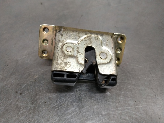 Zamek klapy bagażnika (3/5 drzwi tylnych) 90563999 OPEL