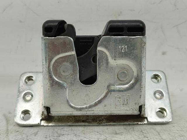 Zamek klapy bagażnika (3/5 drzwi tylnych) 90563999 OPEL